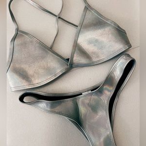 Hoaka Holographic Bikini Set